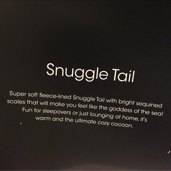 Cynthia Rowley Multi-Color Sequin Mermaid Tail Blanket - Picture 12 of 13